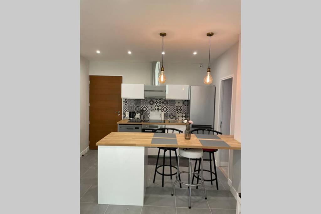 Appartement Tres Spacieux & Coupery Guillaumes Exterior foto